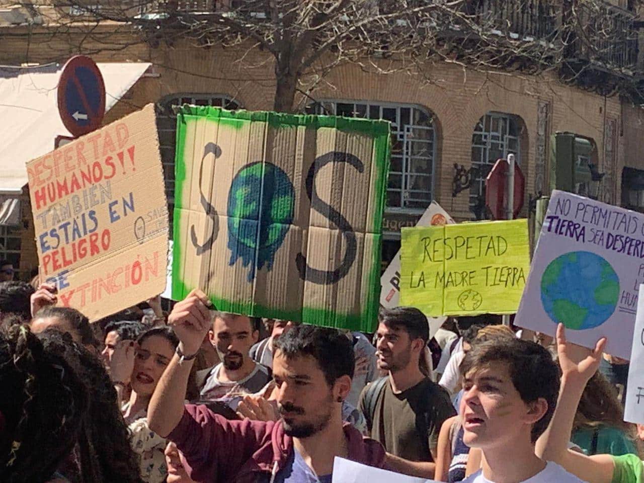 Manifestación #FridaysForFuture por la #EmergenciaClimática