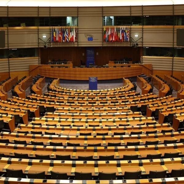 Foto del Parlamento Europeo vacío.