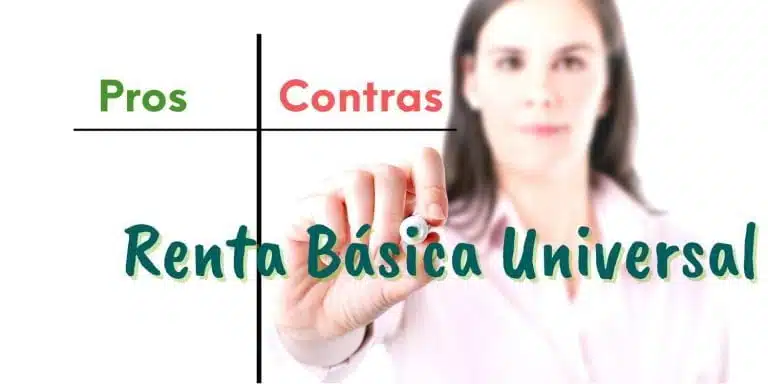 Imagen compuesta por una mujer en el fondo con una pizarra blanca detrás donde pone pros y contras en una tabla dibujada. La mujer escribe, aparentemente sobre el cristal de la cámara, con un rotulador el texto: renta básica universal. En referencia a Renta Básica Universal pros y contras.